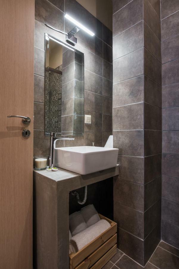 Stone House Near Acropolis - Living Stone Diamond Apartment Athens Exterior photo