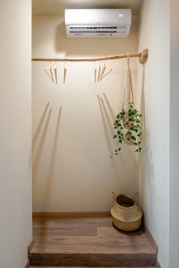 Stone House Near Acropolis - Living Stone Diamond Apartment Athens Exterior photo